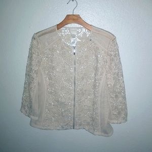 Chicos 2 L 12 Zip Front Cutwork and Mesh Lace Jacket in Beige